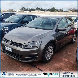 2013 VOLKSWAGEN Golf