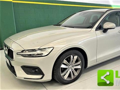 2019 VOLVO V60