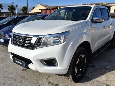 Nissan Navara 2.3 dCi 190 CV 4WD Double Cab N...