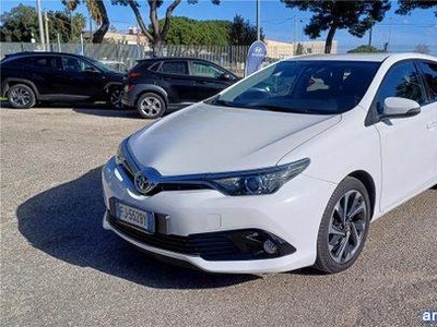 Toyota Auris 2ª serie 1.8 Hybrid Active Bari