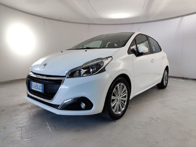 Peugeot 208 PureTech 82