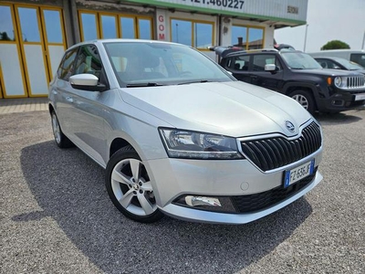 SKODA Fabia 1.0 MPI 60 CV Design Edition