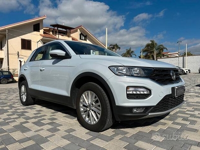 Volkswagen T-Roc 1.6 TDI 116CV SCR Business BlueMo