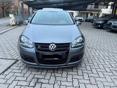 VOLKSWAGEN Golf 5ª serie