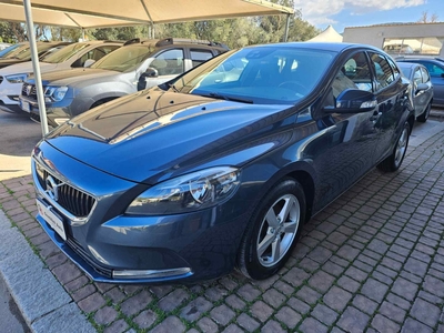 VOLVO V40 (2012-2020)