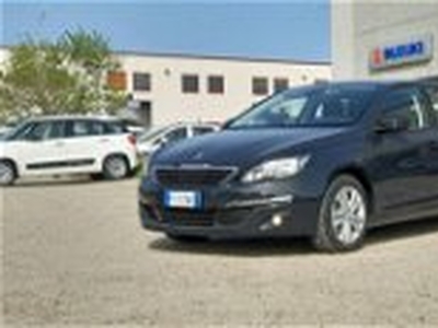 Peugeot 308 SW BlueHDi 100 S&S Business my 17 del 2016 usata a Oristano