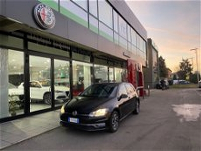 Volkswagen Golf 1.6 TDI 90 CV 5p. Trendline BlueMotion Technology my 18 del 2017 usata a Reggio nell'Emilia