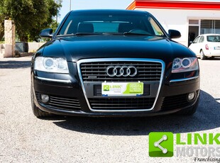 AUDI A8 3.2 V6 FSI quattro tiptronic Usata