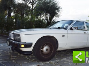 JAGUAR Daimler 3.9 cat DEL 1990 Usata