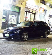 MERCEDES-BENZ C 220 d S.W. 4Matic Auto Premium Usata