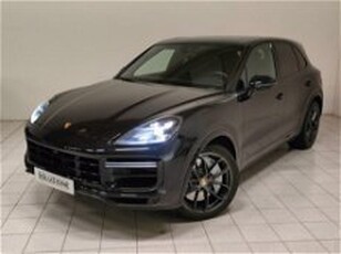 Porsche Cayenne 4.0 V8 Turbo del 2018 usata a Novara