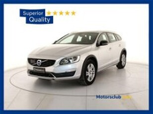 Volvo V60 Cross Country D4 AWD Geartronic Pro del 2017 usata a Modena