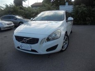 Volvo V60 D3 Geartronic Momentum del 2011 usata a Castelfranco di Sotto