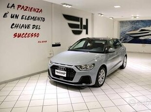 Audi A1 25 1.0 tfsi Identity Black s-tronic