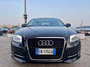 AUDI A3 1.6 TDI 105 CV CR Ambiente