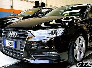 AUDI - A3 Sportback - 1.6 TDI S tronic Ambition