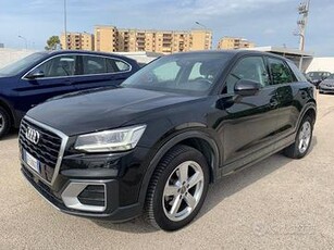 AUDI Q2 30 TDI S tronic Business