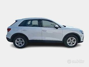 AUDI Q3 35 TDI S tronic Business