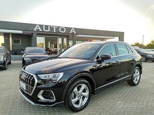 AUDI Q3 35 TDI S tronic Business Advanced