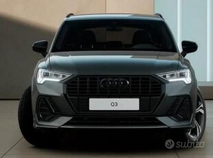 Audi q3 s line s tronic quattro identity black