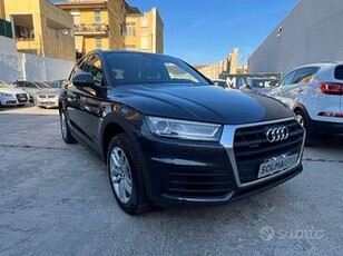 Audi Q5 AUDI Q5 40 2.0 tdi Sport quattro 190cv s-