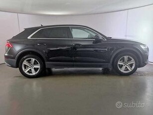 AUDI Q8 45 TDI MHEV 170kW quattro tiptronic