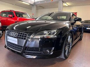 AUDI TT Coupé 2.0 TFSI Advanced plus