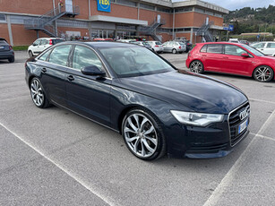 Autovettura AUDI A6