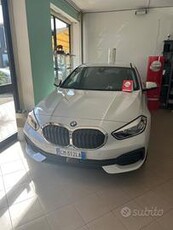 Bmw 116 116d 5p. Business Advantage