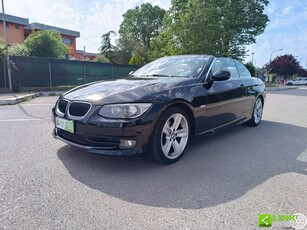 BMW 320 d cat Cabrio Attiva Usata