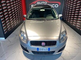 Fiat Croma 1.9 MJT con 75000 KM - 2010