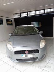 Fiat Grande Punto 1.2 benzina CON GARANZIA