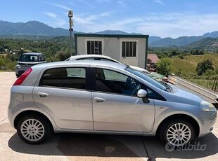 FIAT Grande Punto - 2009