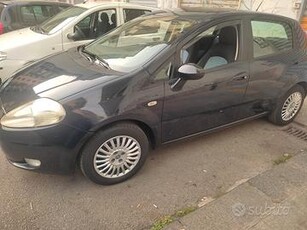 FIAT Grande Punto modello 2008 GPL neopatentati