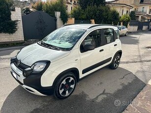 Fiat Panda city cross hybrid 1.0 70cv S&S E6d-T