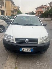 Fiat Punto 1.2i G.P.L. Neopatentati