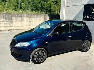 Lancia Ypsilon 1.0 FireFly 5p S&S Hybrid Ecochic G