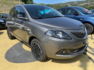 LANCIA YPSILON 1.0cc HYBRID 70cv Ecochic Gold - KM