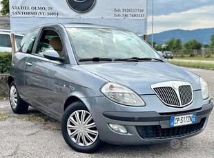 LANCIA YPSILON 1.2 Argento OK NEOPATENTATI