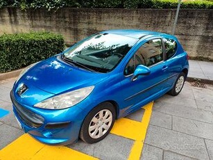 Peugeot 207 1.4 8v ok x neopatentati