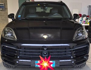 PORSCHE Cayenne 3.0 V6 E-Hybrid Elettrica/Benzina