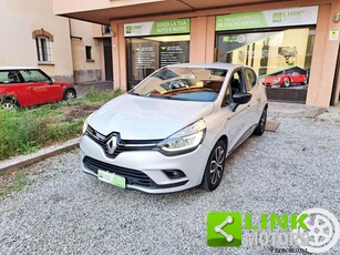 RENAULT Clio dCi 8V 75 CV 5 porte Moschino Intens NEOPATENTATI Usata