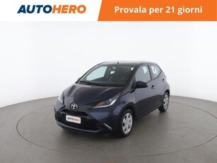 Toyota Aygo 1.0 VVT-i 69 CV 5 porte x-play MMT Usate