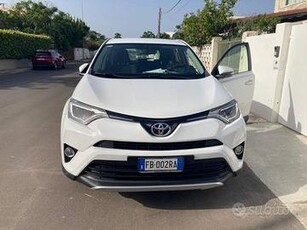 TOYOTA RAV4 4ª serie - 2016