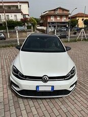 Volkswagen Golf 7,5 5p 2.0 tdi R-LINE 150cv dsg