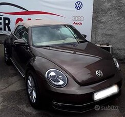 WW Maggiolino Kafar cabrio 1,6 tdi 105 cv Design