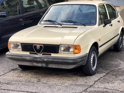 Usato 1980 Alfa Romeo Alfasud 1.2 Benzin 68 CV (8.900 €)