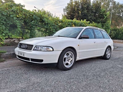Usato 1998 Audi A4 1.8 Benzin 179 CV (5.000 €)