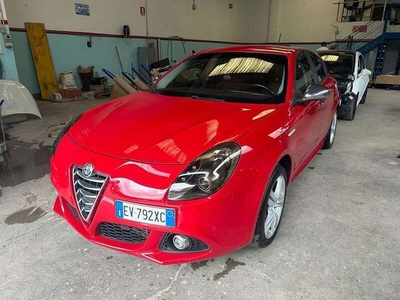 Usato 2014 Alfa Romeo Giulietta 2.0 Diesel 174 CV (12.900 €)