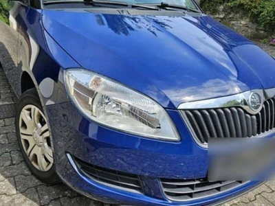 Usato 2014 Skoda Fabia 1.2 Benzin 71 CV (6.800 €)